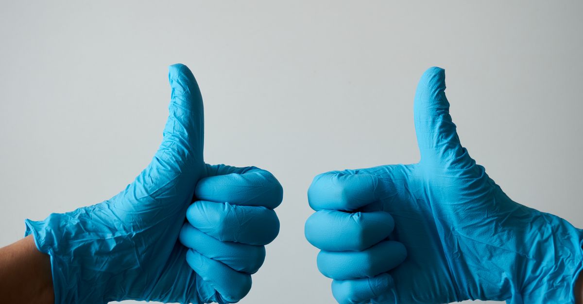 Protective gloves. Photo by Anton Uniqueton on Pexels.