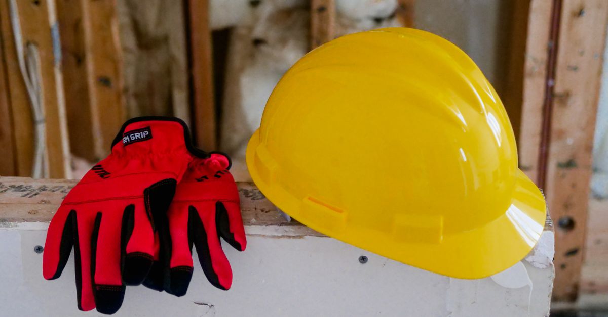 Protective gloves. Photo by Kindel Media on Pexels.